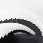 Spectacular-black-and-white-staircase